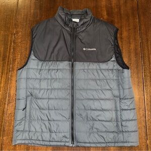 Men's Columbia Zip-up Puffer Vest Color: Black & Gray XL